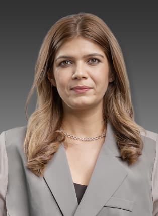 Picture of the expert Chandni Malhotra