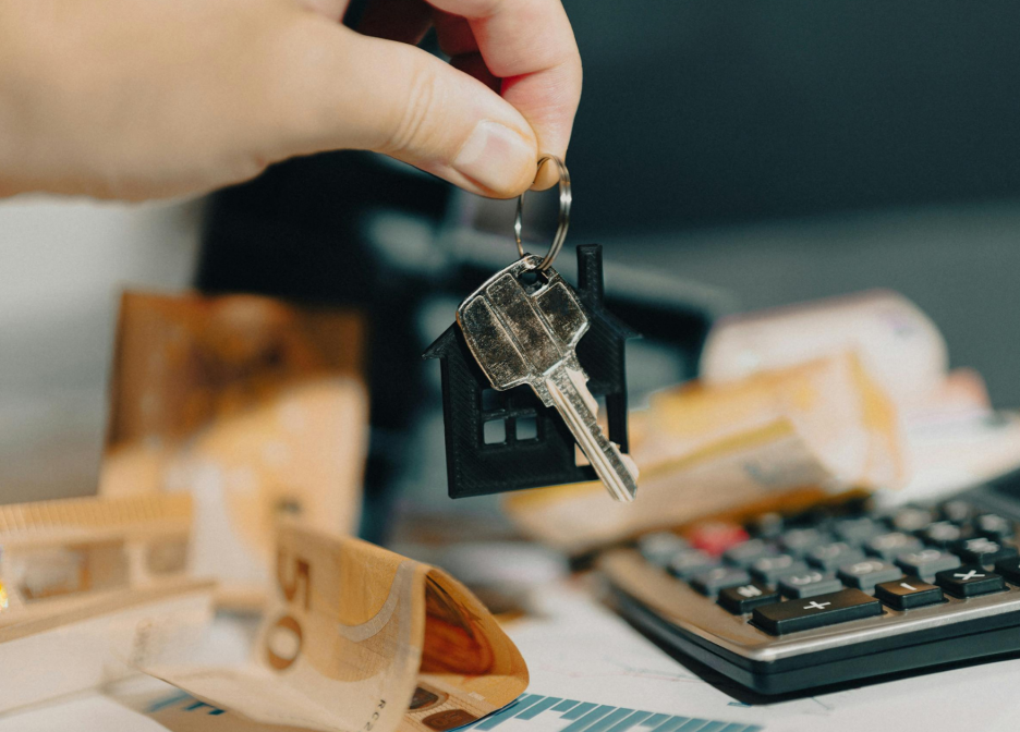 How to Navigate Currency Exchange for International Property Buyers in Dubai